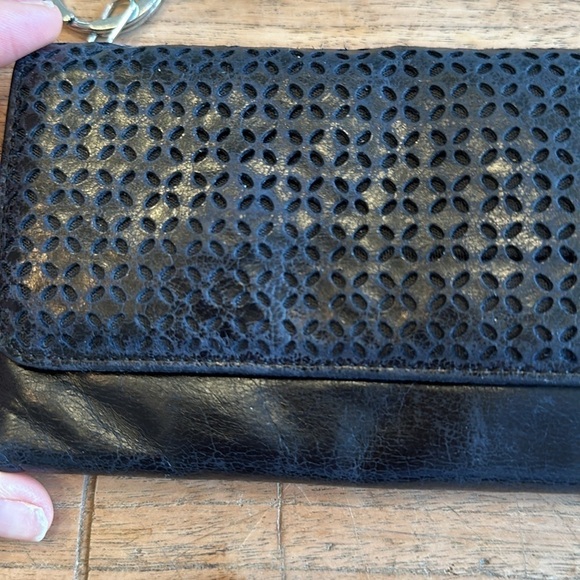 HOBO Black Leather Large Wallet with Keychain – Good Condition - Picture 3 of 11